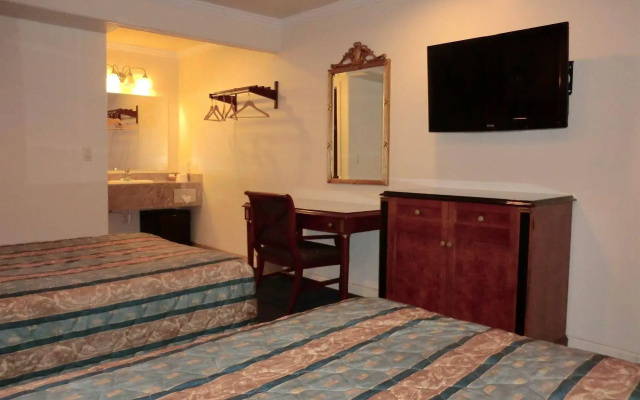 Monterey Oceanside Inn
