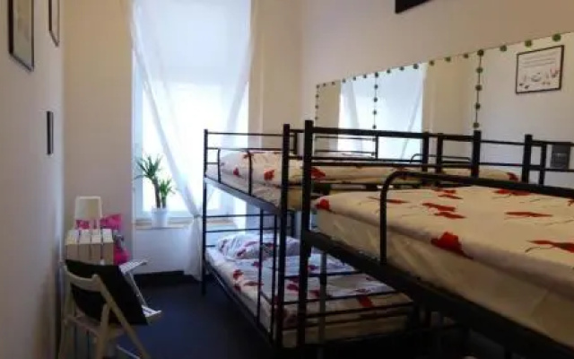 Fly Fly Hostel