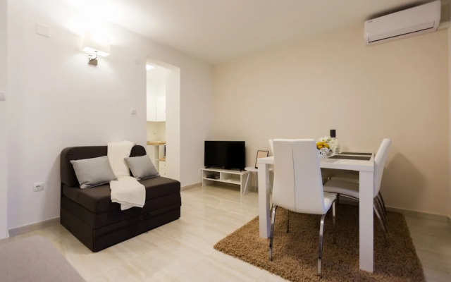 Seaview Studio Apartmani Sleeps 2 - Wifi & Tv