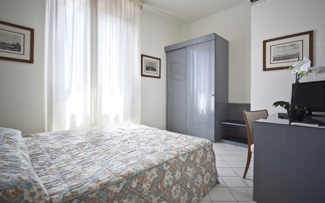 Hotel Italia
