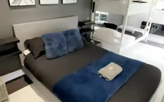 NEW Privacy Suite Serene Apt