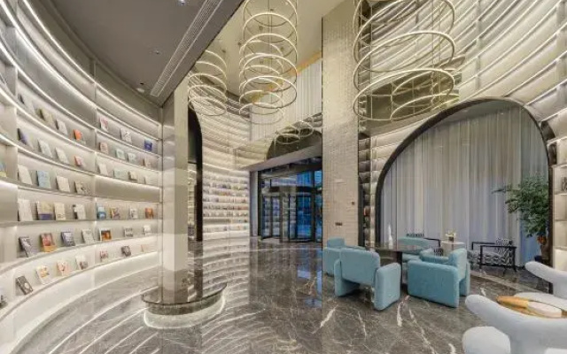 Atour Hotel (Suzhou Wujiang East Taihu Shuixiu Street)