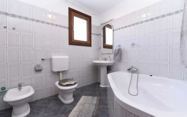 Apartment 316