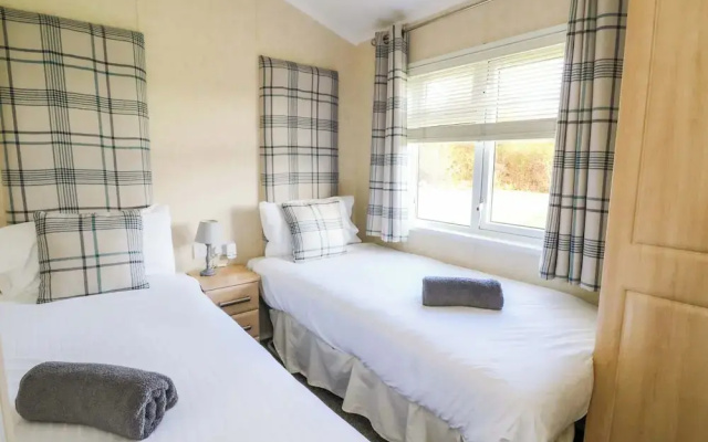 Crathie Lodge