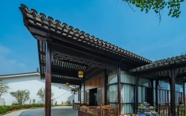 Floral · Nanjing Yunshang Wenquan Homestay (Bulao Village)