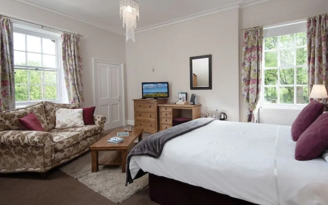 Broomhouse Farmhouse