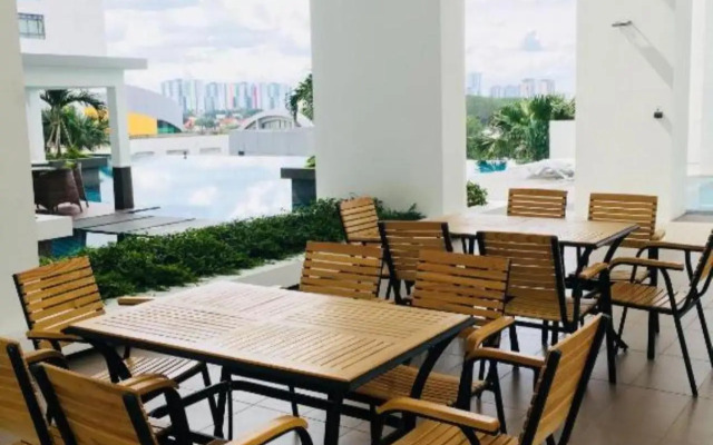 Ais-Kacang Sweet Home Pinnacle Tower