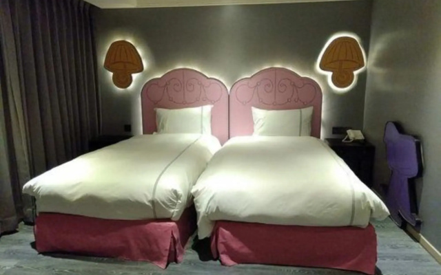 CHECK inn Taichung Wenxin Zhongqing