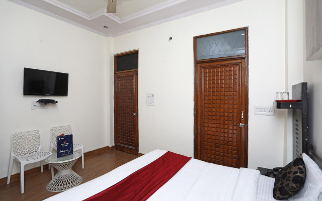 The Castle Bed  Breakfast