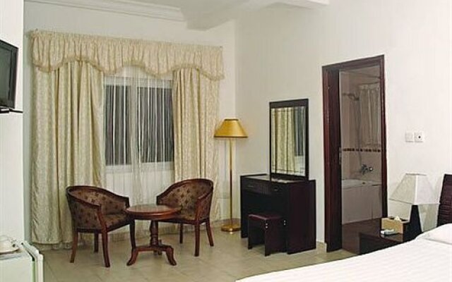 His Majestys Hotel in Accra, Ghana from 142$, photos, reviews - zenhotels.com room amenities