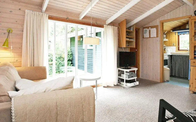 6 Person Holiday Home in Dannemare