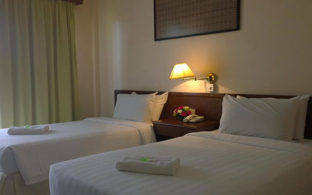 Borneo Paradise Beach Hotel