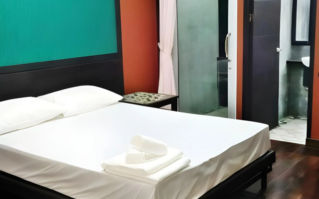 339 Hotels & Resort