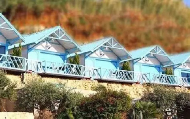 CFlow Beach Resort