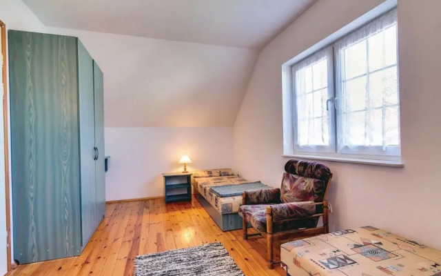 Awesome Home in Rowy With 4 Bedrooms and Sauna