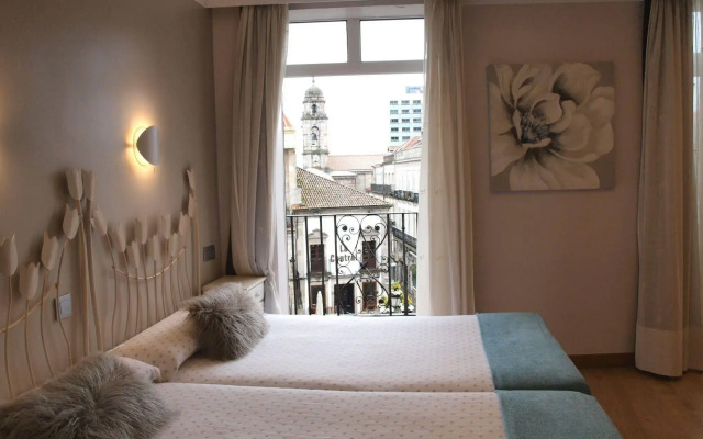 Hotel Puerta Del Sol