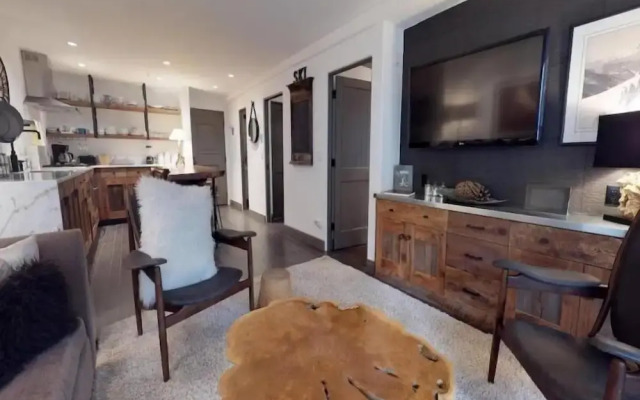 2 Bedroom