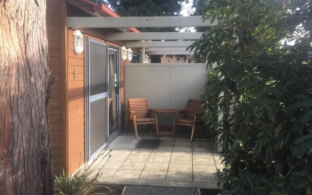 18 Jollies Pass Rd - Garden Studio 348