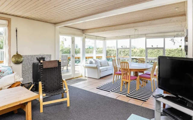 Sunlit Holiday Home in Funen near Sea
