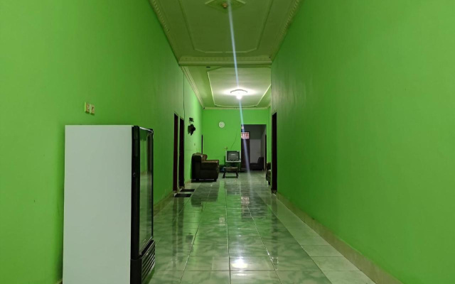 Aini Home Stay