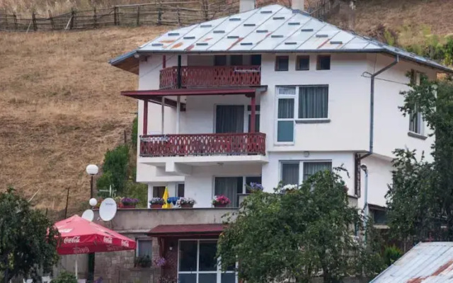 Guest House Sarievi