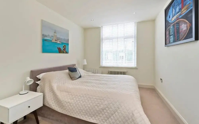 2 Bedroom Apartment - Bayswater