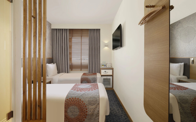 Holiday Inn