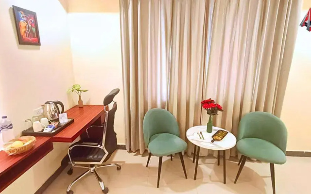 Ayansh Klyde Inn
