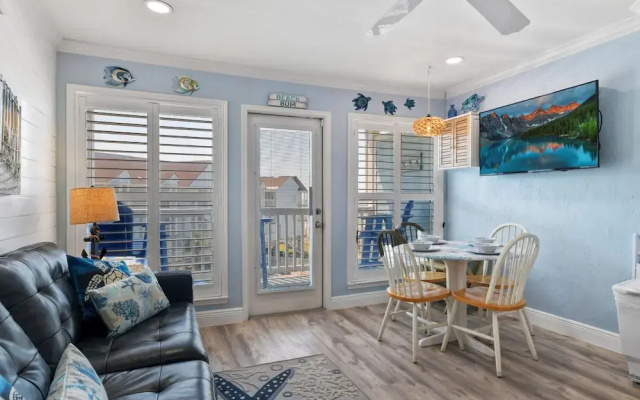 Seascape 1320 - Sea Turtle Nest