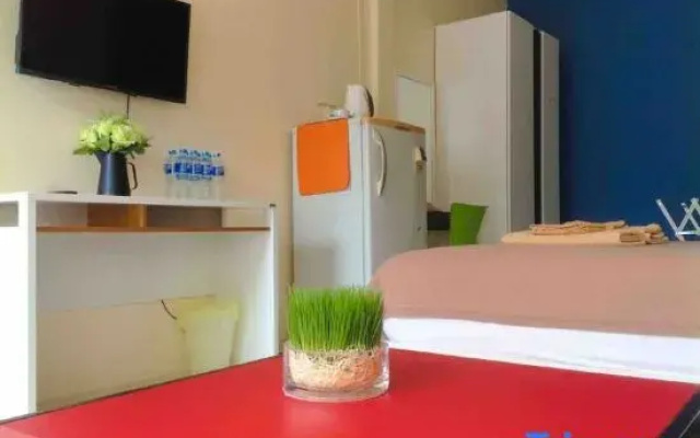 Phuket Town Budget House - Aircon Room #1