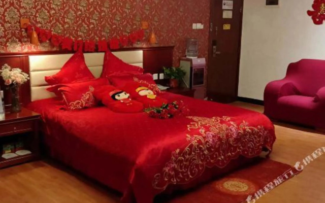 Swan Hotel (Ruzhou Railway Station)
