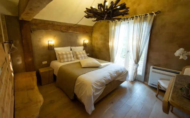 Les Chambres du Vivier, chambres d'hôtes et gîte - à 100m -