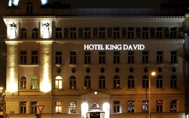 Отель KING DAVID Prague Чехия, Прага - 8 отзывов об отеле, цены и фото номеров - забронировать отель KING DAVID Prague онлайн вид на фасад