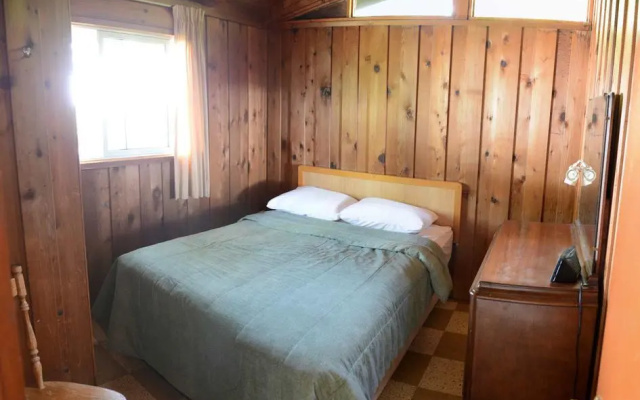 Sunnylea Resort