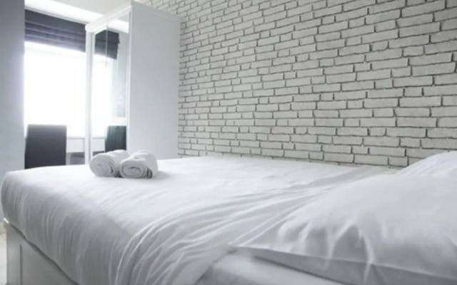 Modern and Comfortable Studio Apartment Springlake Summarecon near Summarecon