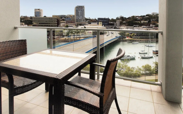 Oaks Townsville Gateway Suites