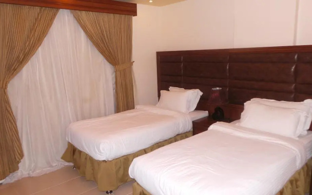 Roseline Hotel Suites