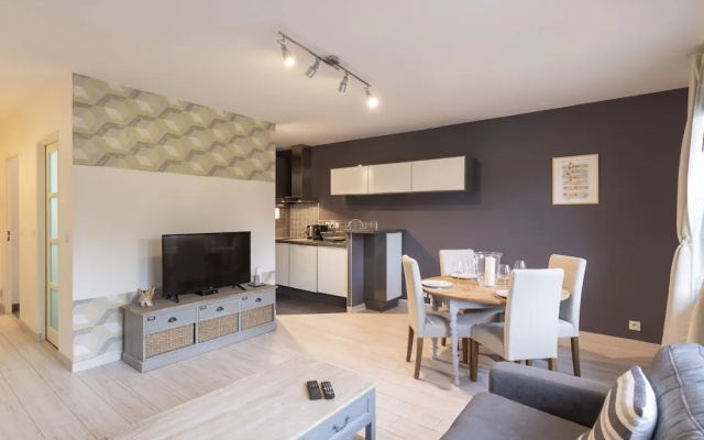 Les Deux Rives - Appartement Confortable Avec Place de Parking