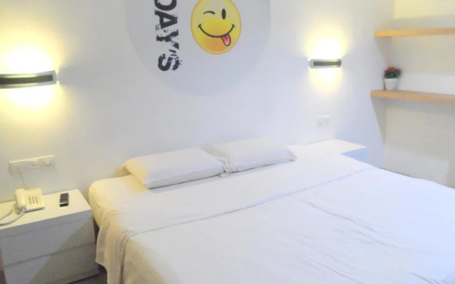 Lucky T Hotel
