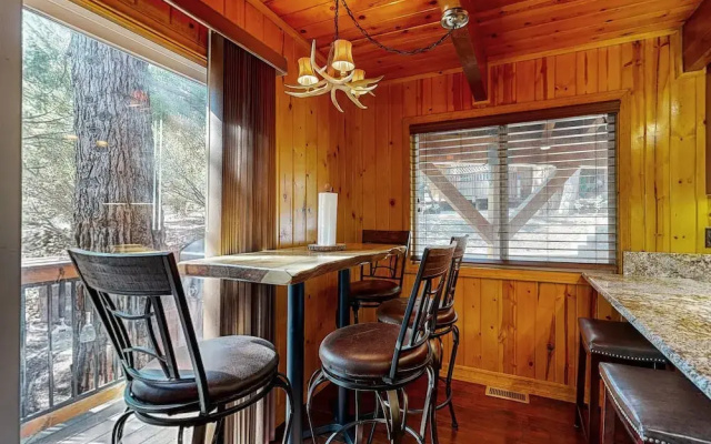 Primrose Cabin #709
