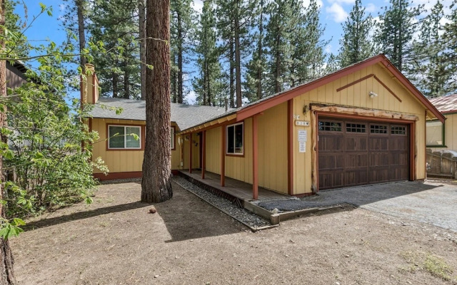 838 Placer Avenue 4 Bedroom Home