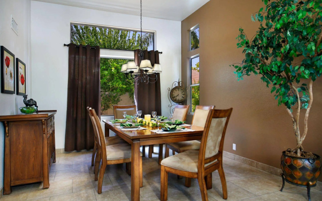 Private Vacation Homes - Scottsdale