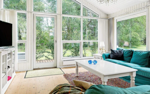 Garden View Holiday Home in Frederikshavn near Sea