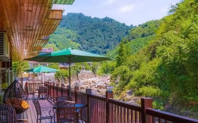 Yijie Holiday Chain Hotel