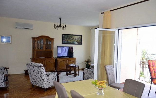 Zdravko - Comfortable & Close to the sea - A3