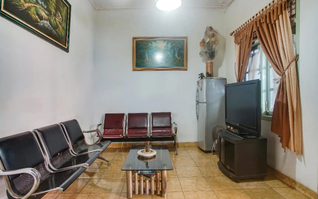 OYO 90771 Mess 19 Syariah