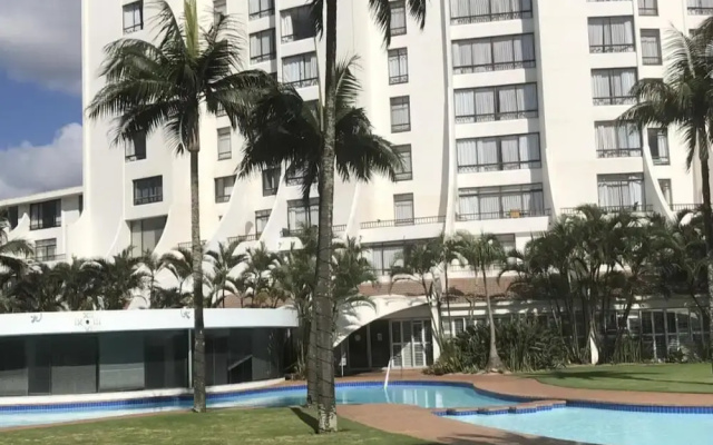 Studio Resort Apartment - Sleeps 2 - Beachside