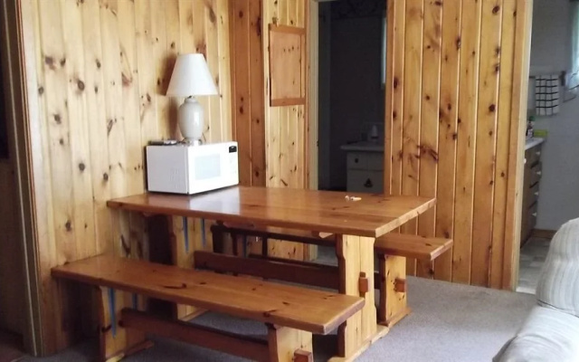 Bristlecone Lodge