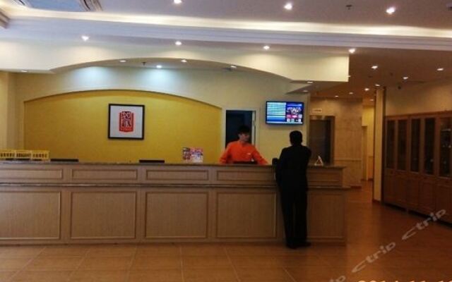 Отель Home Inn (Ganzhou Dongyangshan Road Nanmenkou) интерьер отеля