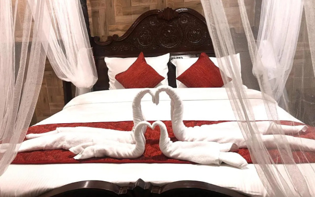 Hyders Park - The Luxury Hotel